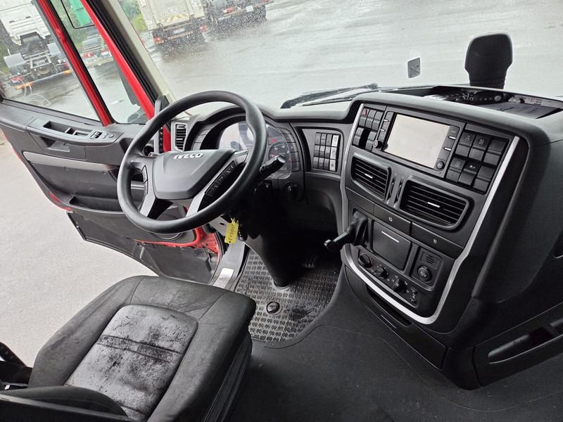 Тягач Iveco Stralis 570