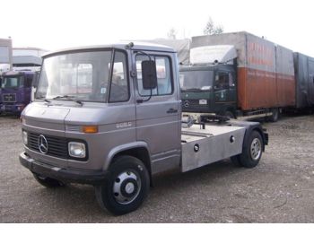 Тягач MERCEDES-BENZ Benk LK 608 D