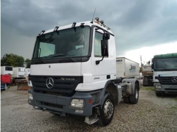 Тягач Mercedes-Benz 2046 AS