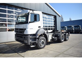 Тягач Mercedes-Benz 3344