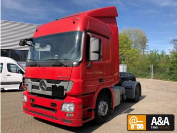 Тягач Mercedes-Benz Actros 1844 LS BlueTec EEV: фото 1