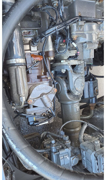 Тягач Mercedes-Benz Actros 1848