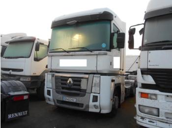 Тягач Renault Magnum 460 DXI