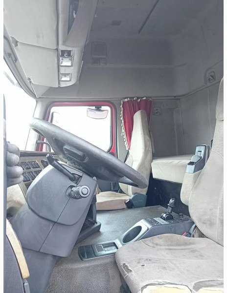 Тягач Renault Premium 450 dxi -