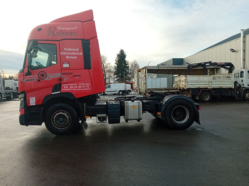 Тягач Renault T460