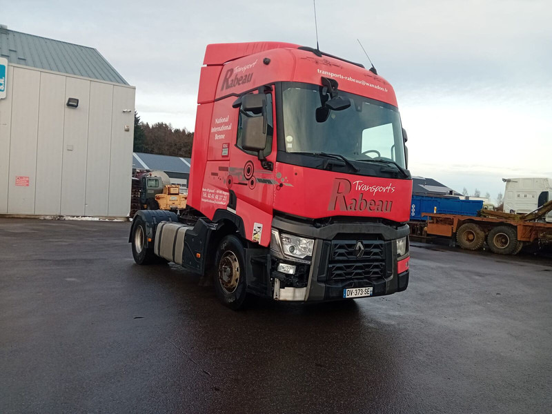 Тягач Renault T460