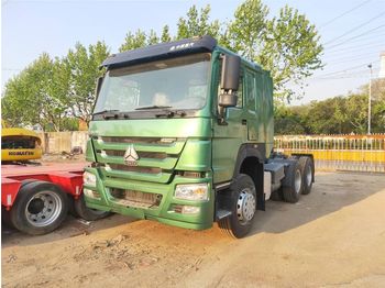 Тягач SINOTRUK Howo A7: фото 1