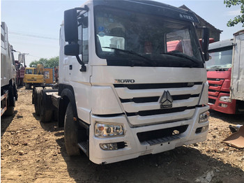 Тягач SINOTRUK Howo truck
