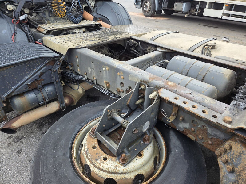 Тягач Scania 114 340