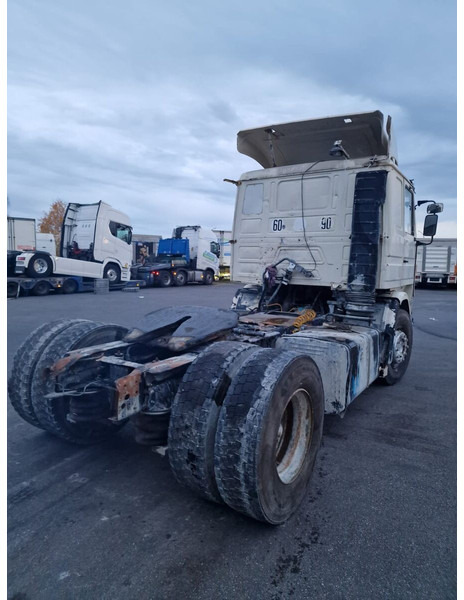 Тягач Scania 143M