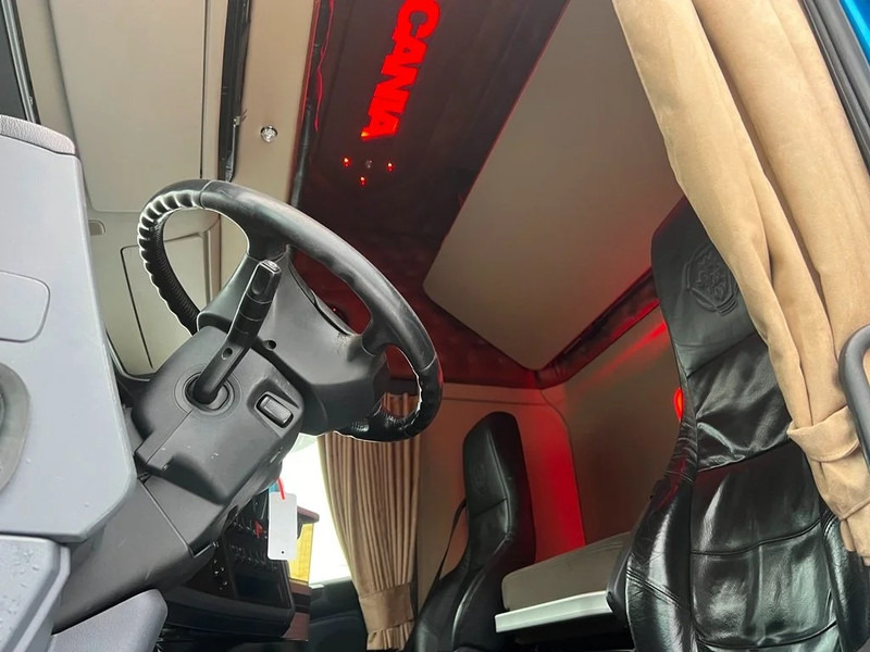 Тягач Scania T520 V8 Speciel interior. Air / Air suspension. Opticruise / Retarder .PTO on Engine and gearbox.: фото 15