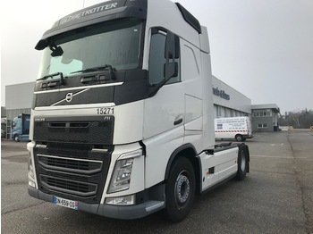 Тягач Volvo FH13 4x2: фото 1