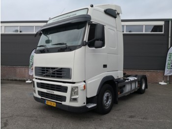 Тягач Volvo FH440 4x2 Globetrotter XL VEB+ 2tanks