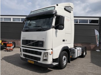 Тягач Volvo FH440 4x2 Globetrotter XL euro5 VEB+ 2 tanks