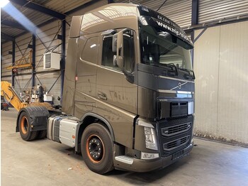 Тягач Volvo FH 460 LNG GAS - ADR - ACC - Dynamic Steering - I-park Cool - Lane Keeping Support - collision warning -… BE Truck: фото 1