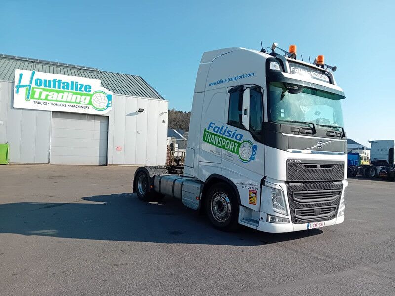 Тягач Volvo FH 500