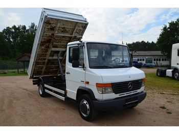 Малотоннажный самосвал MERCEDES-BENZ Vario 816