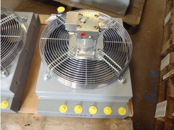 Масляный радиатор для Строительной техники Akg 5112220000: фото 1