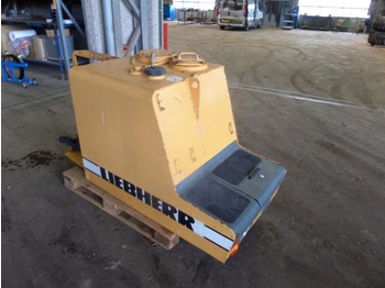 Бак для гидравлической жидкости Liebherr Hydraulic / Fuel Tank