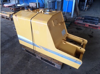 Бак для гидравлической жидкости Liebherr Hydraulic / Fuel Tank