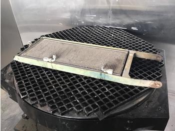 Часть системы кондиционирования Liebherr Airco Condenser
