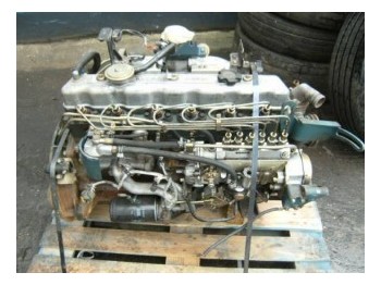 Nissan SD33 Patrol - Двигатель