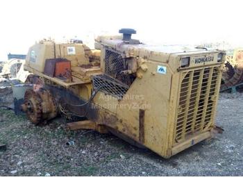 KOMATSU D85 E 21 1996 COMPLET POUR PIECES - Запчасти