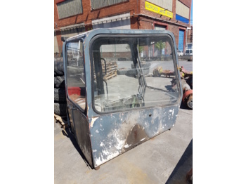 CABINA USADA O&K MH CITY  - Кабина