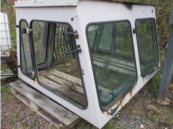 Located: Hamm DV90 Roller - Кабина