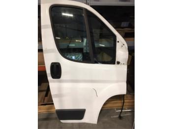 Peugeot Boxer 2011 - Кабина и интерьер