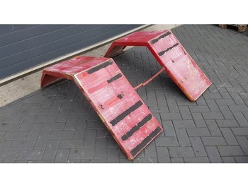 Ahlmann AZ 10 - Fender/Kotflügel/Spatbord - Крыло