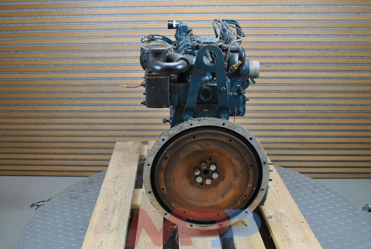 Двигатель Kubota Kubota F2803: фото 3