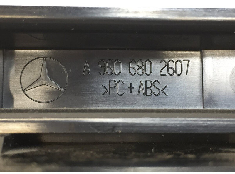 Бампер для Грузовиков Mercedes-Benz Actros MP4 2551 (01.13-): фото 5