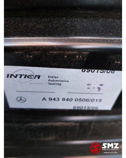 Кабина и интерьер для Грузовиков Mercedes-Benz Occ Gereedschapskoffer/materiaalkist links Actros: фото 5