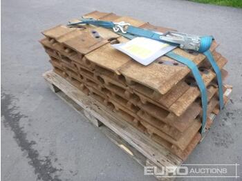 Запчасти ходовой части для Строительной техники Pallet of Track Plates: фото 1