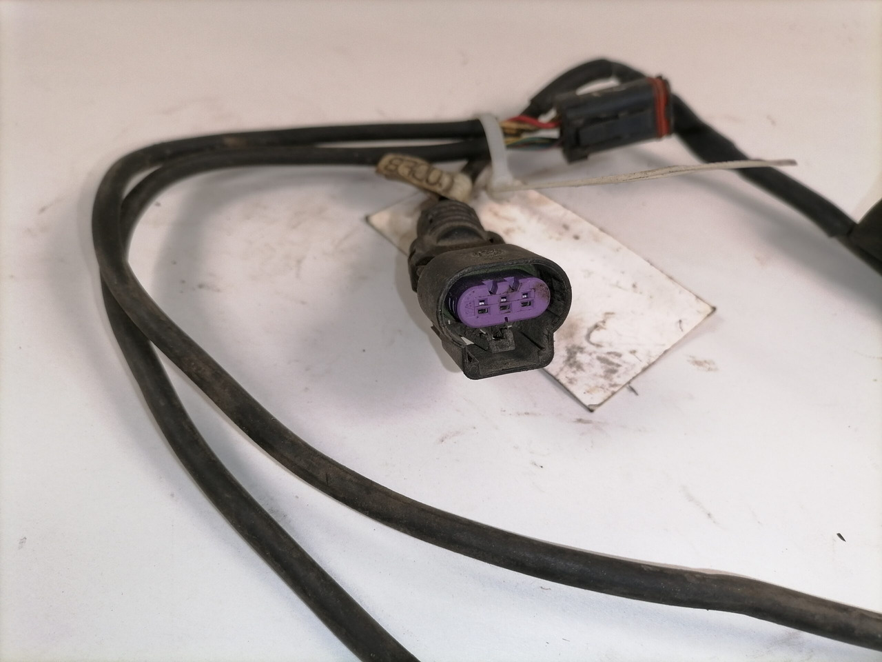 Детали тормозной системы для Грузовиков Volvo Cable, brake pad 20522825: фото 2