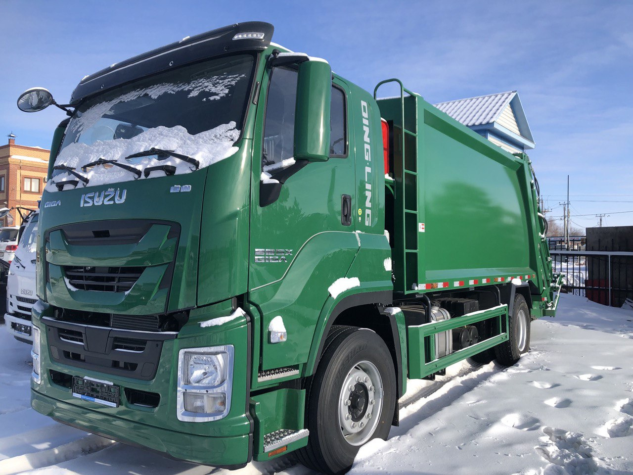 ООО "Моториум Рус" - Грузовики ISUZU - Б/У undefined: фото 631