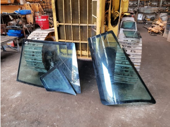 : фото в шапке страницы