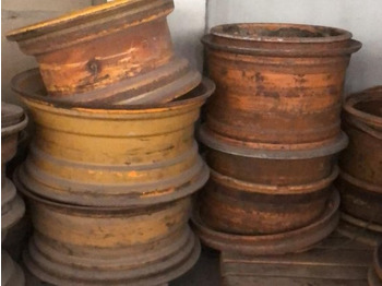 : фото в шапке страницы