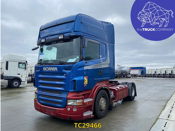 : фото в шапке страницы