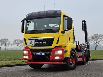 : фото в шапке страницы