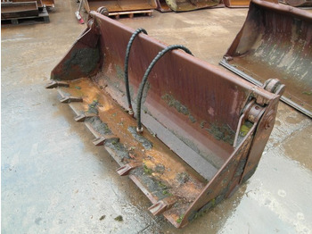 : фото в шапке страницы