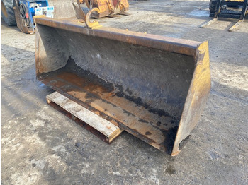 : фото в шапке страницы