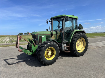 Трактор JOHN DEERE 6200
