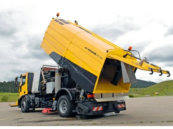 Runway Sweeper Schmidt AS990 в лизинг Runway Sweeper Schmidt AS990: фото 4