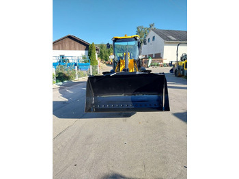 JCB 409  в лизинг JCB 409: фото 2