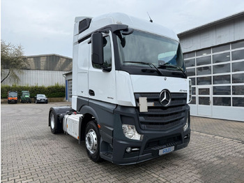 Тягач MERCEDES-BENZ Actros 1845