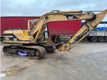 : фото в шапке страницы