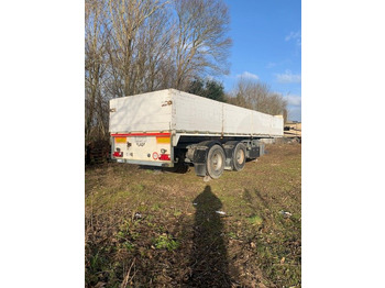 : фото в шапке страницы