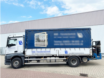 : фото в шапке страницы